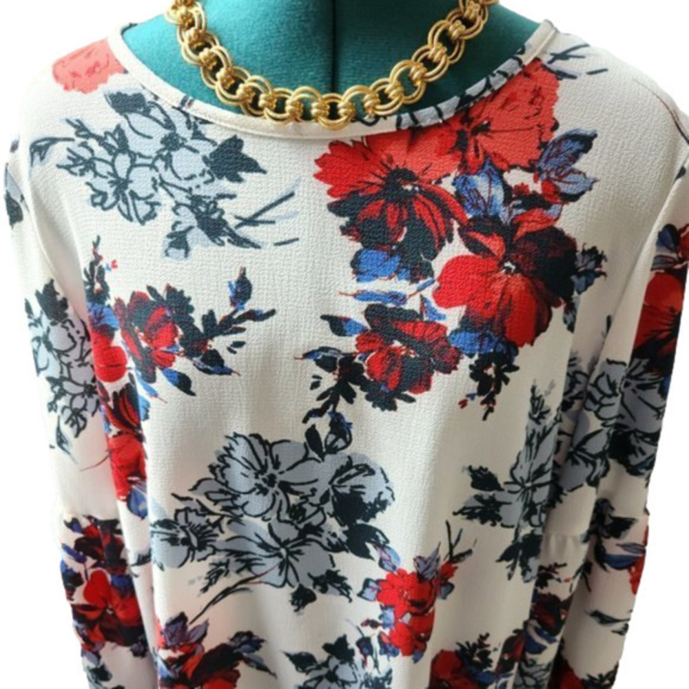 398. Artizan RobinB White with Red and Blue Florals and statement sleeves |L